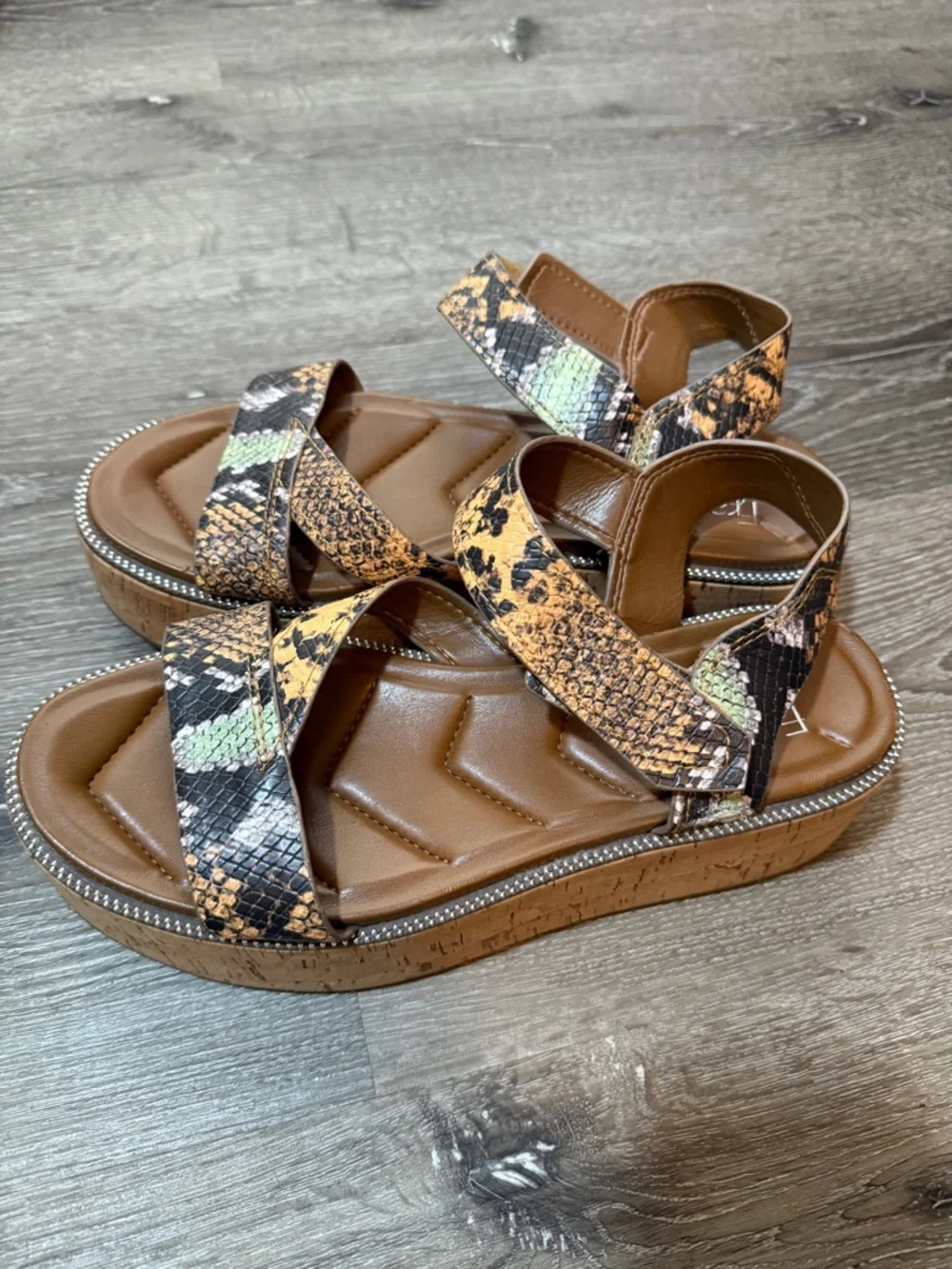 Franko Sarto Ozio Snakeskin Wedge Platform Sandals Women's 9.5M Ankle Strap Boho